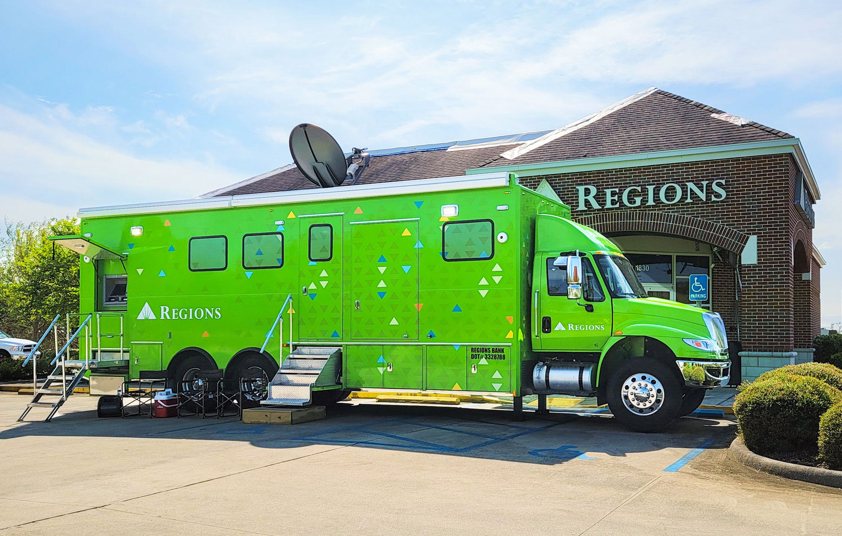 photo of regions mobile branch