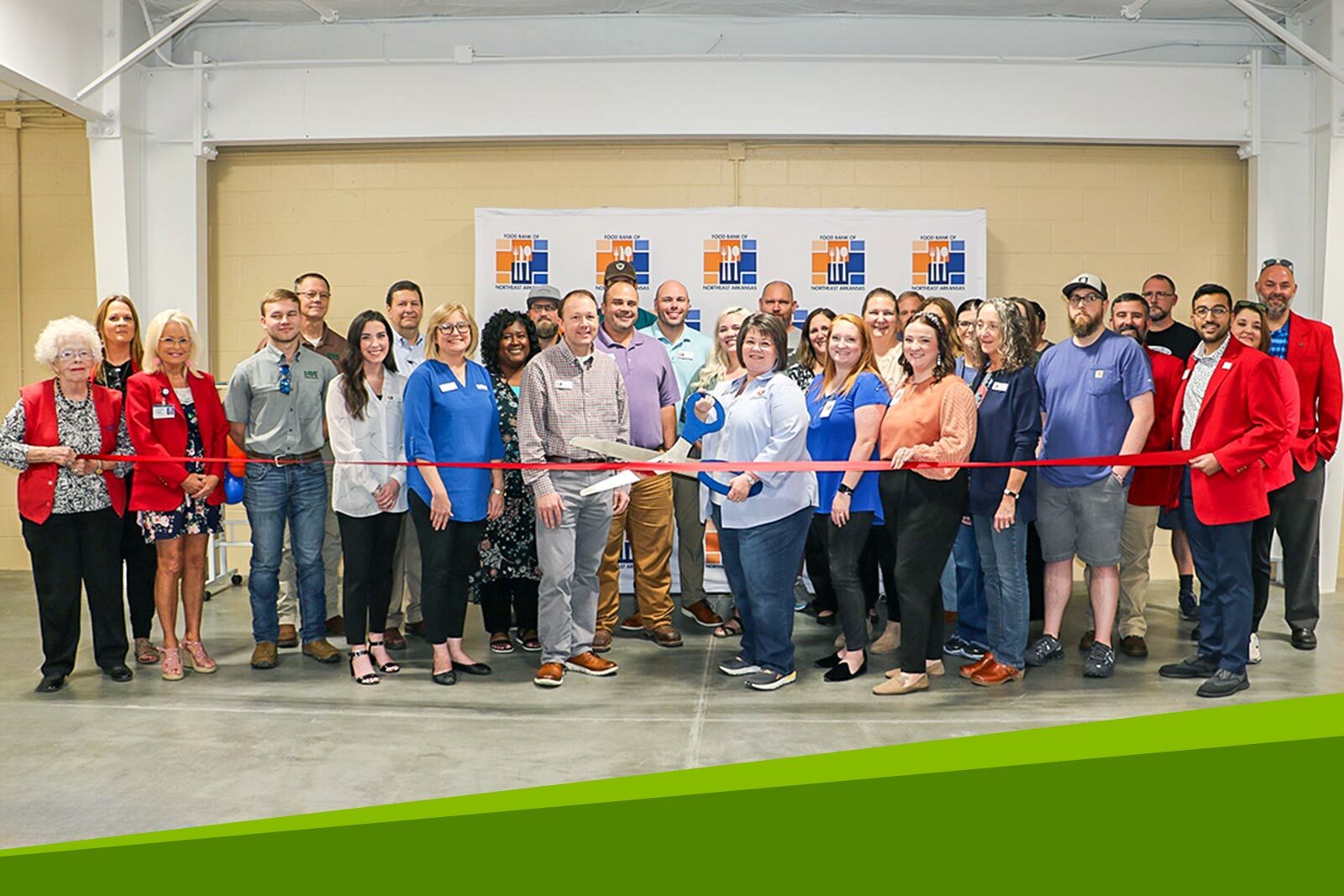 Food Bank group cutting the ribbon