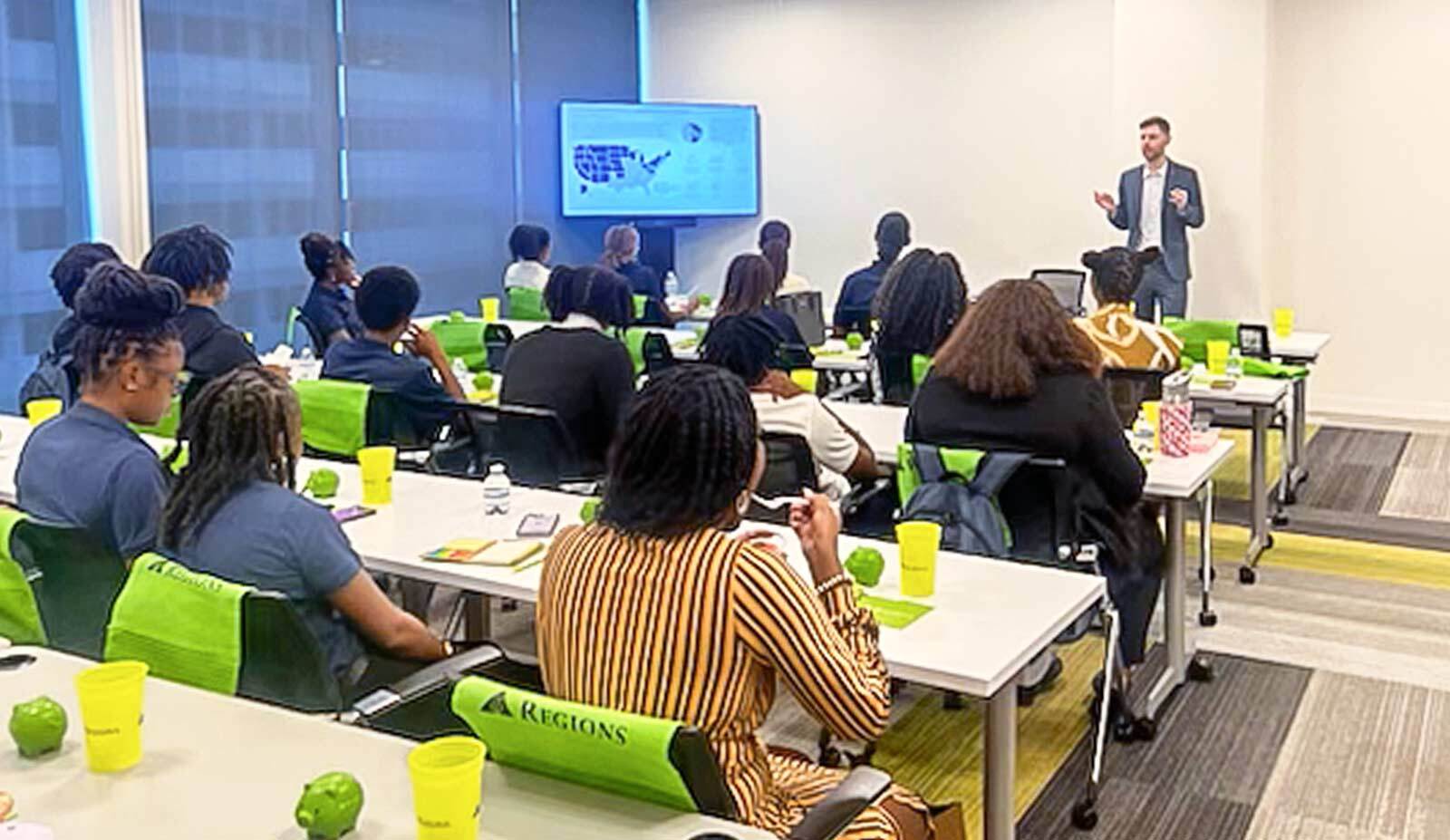 Regions’ Inclusion, Belonging & Impact, Learning & Development and Talent Acquisition teams hosted a back-to-campus event at Johnson C. Smith University in August.