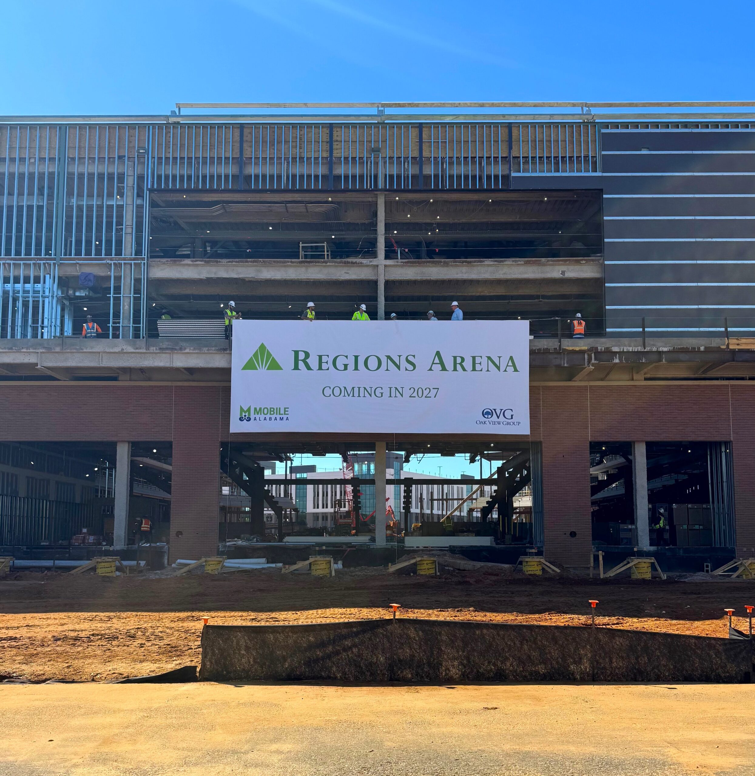 Arena Photo 04 – Announcement Day