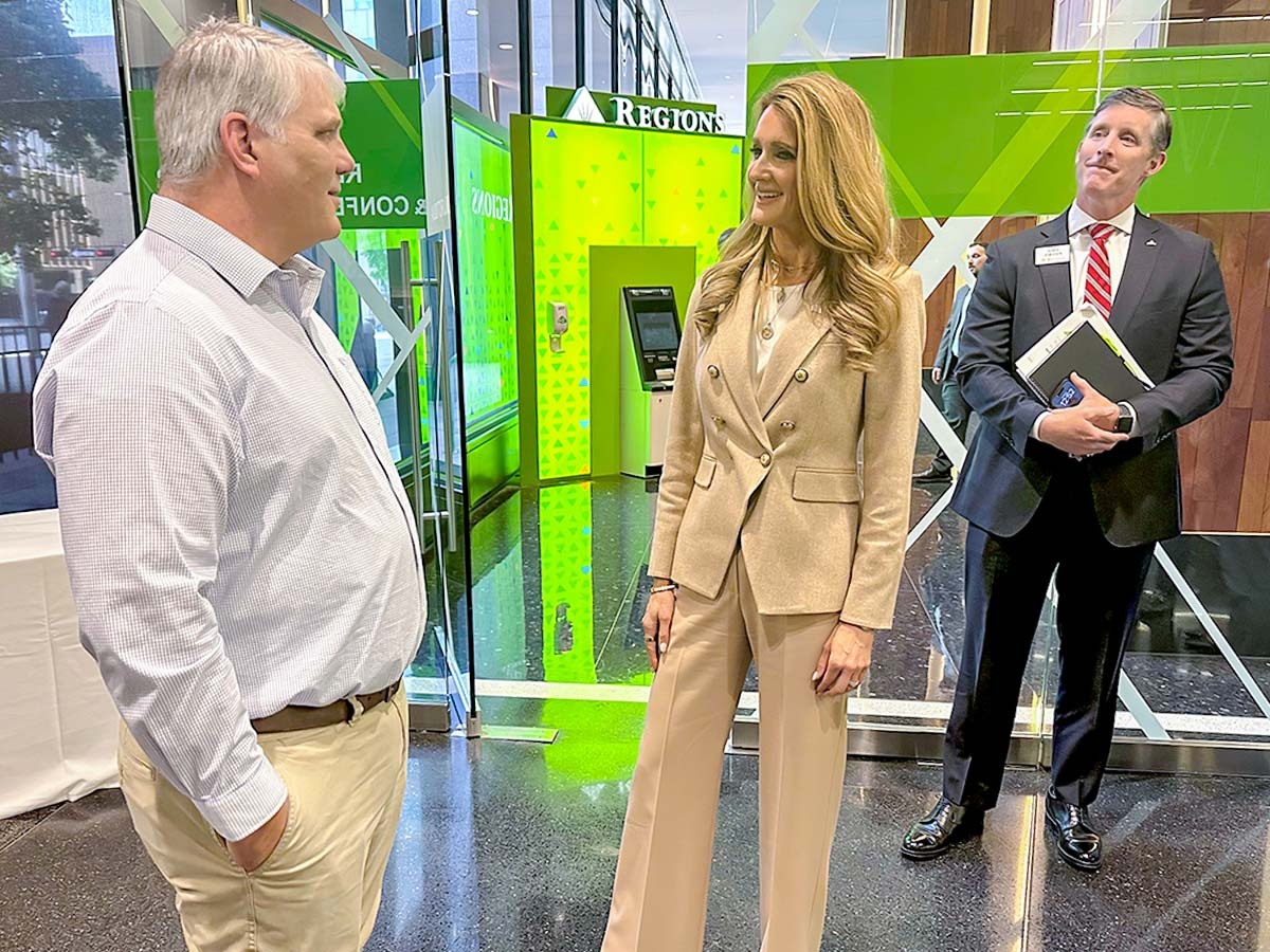 John Gordon with Regions Executives