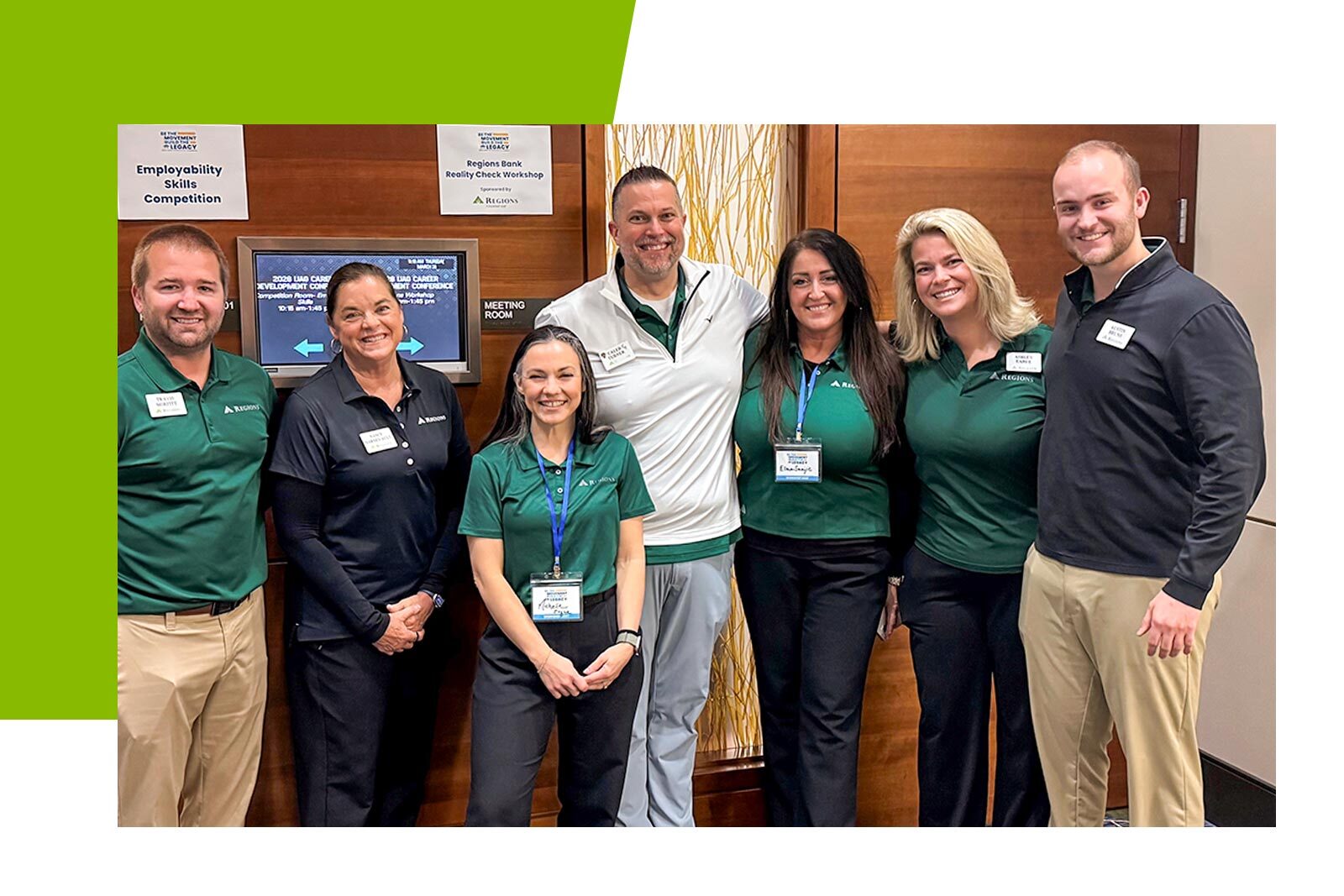 Eight Regions Consumer Banking associates taught the Des Moines session.